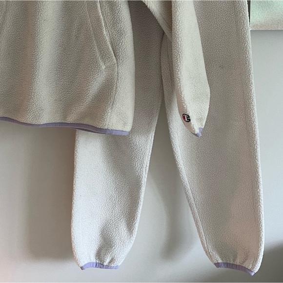 CHAMPION Teddy Tracksuit - Picture 3 of 5